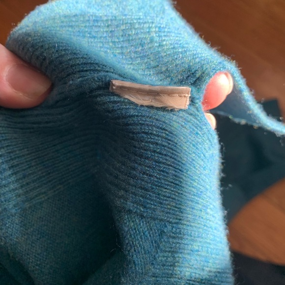 L.L. Bean women’s classic cashmere sweater relaxed mock neck size L - Picture 8 of 11